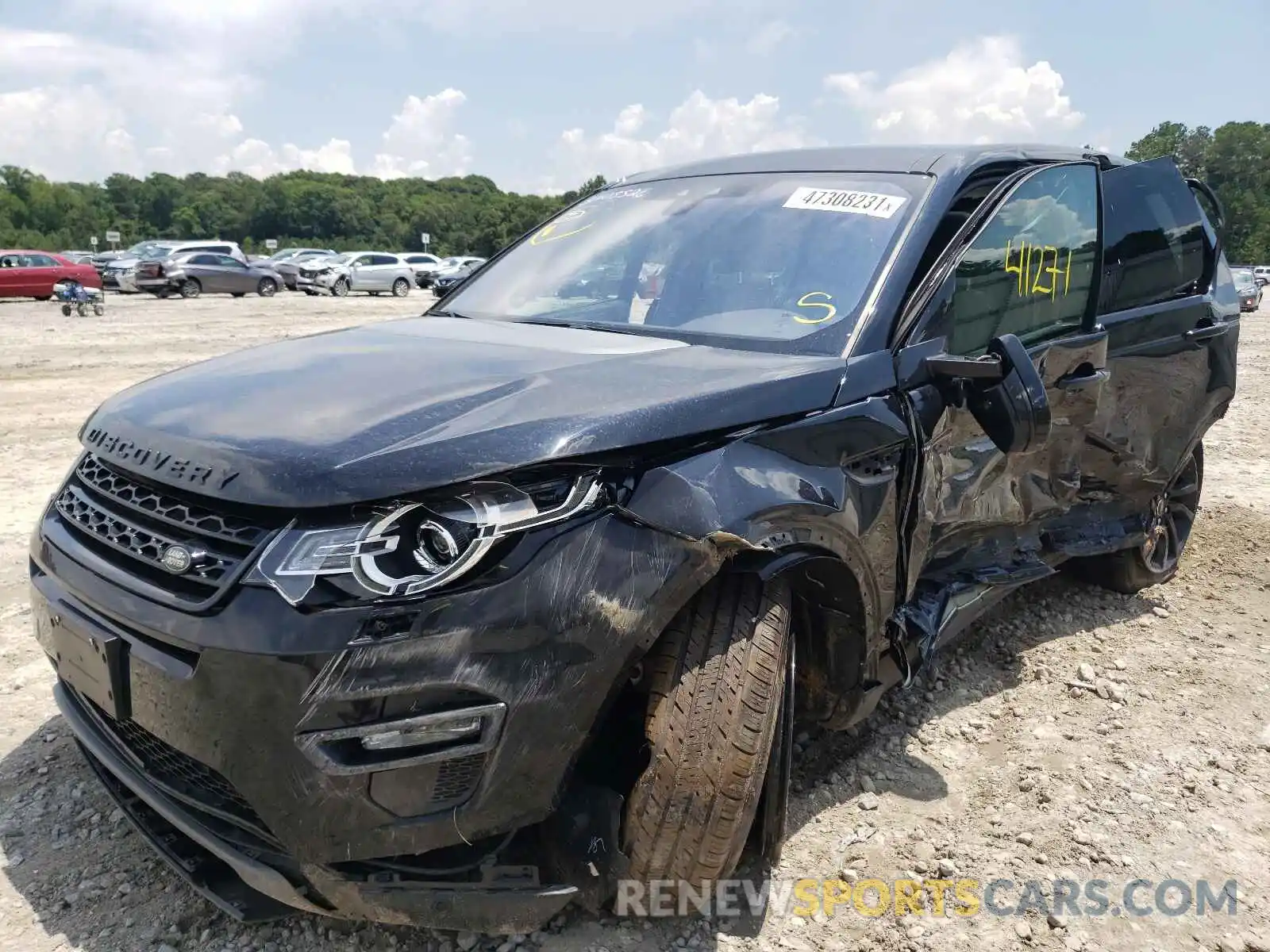 2 Photograph of a damaged car SALCR2FX5KH808022 LAND ROVER DISCOVERY 2019