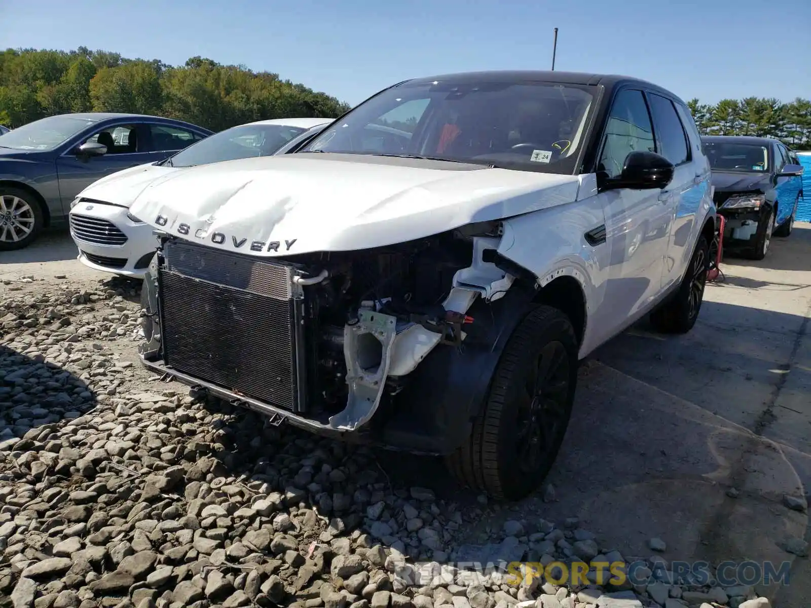 2 Фотография поврежденного автомобиля SALCR2FX5KH808750 LAND ROVER DISCOVERY 2019