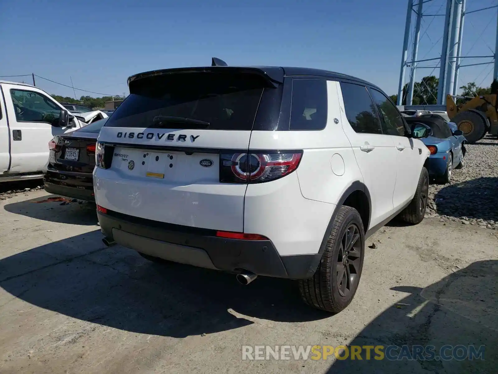 4 Photograph of a damaged car SALCR2FX5KH808750 LAND ROVER DISCOVERY 2019