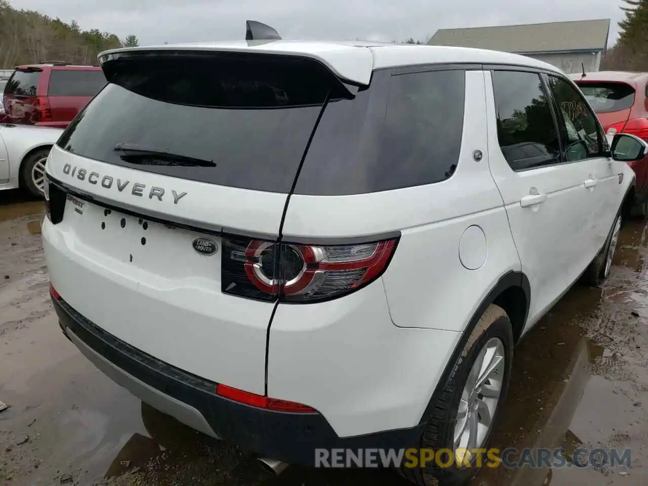 4 Photograph of a damaged car SALCR2FX5KH811759 LAND ROVER DISCOVERY 2019