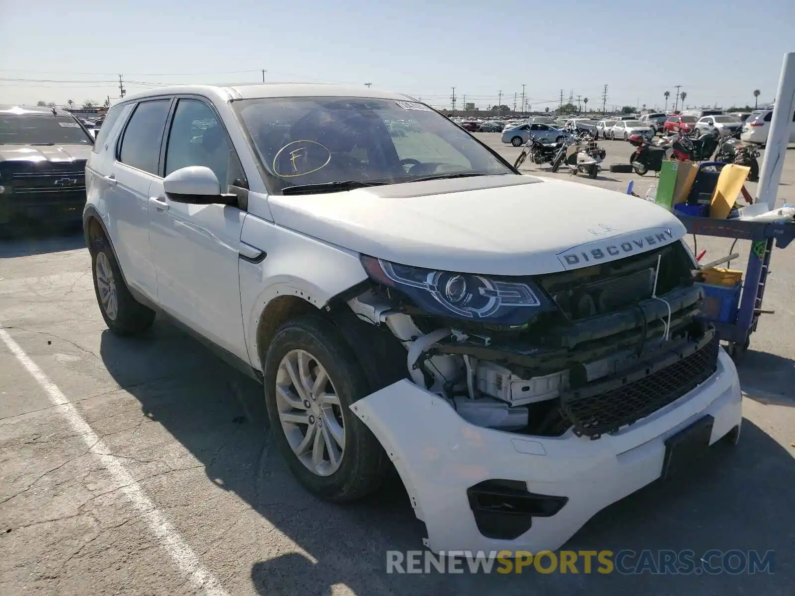 1 Photograph of a damaged car SALCR2FX6KH812905 LAND ROVER DISCOVERY 2019