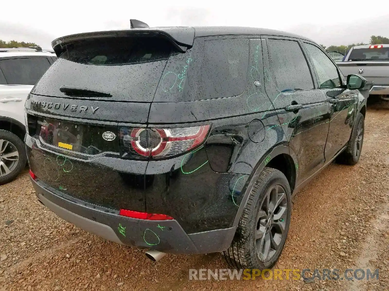 4 Photograph of a damaged car SALCR2FX6KH818090 LAND ROVER DISCOVERY 2019