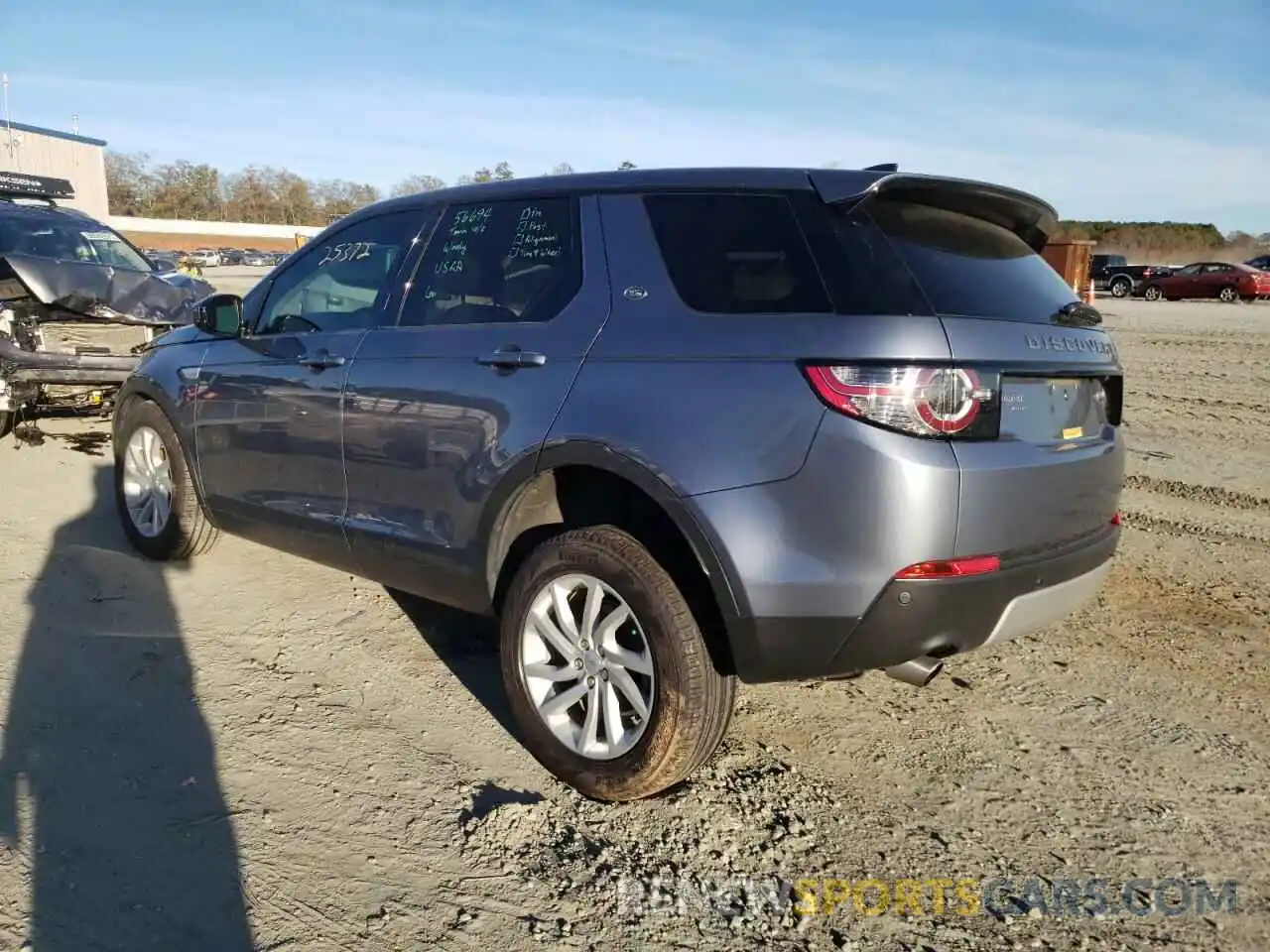 3 Photograph of a damaged car SALCR2FX7KH798397 LAND ROVER DISCOVERY 2019