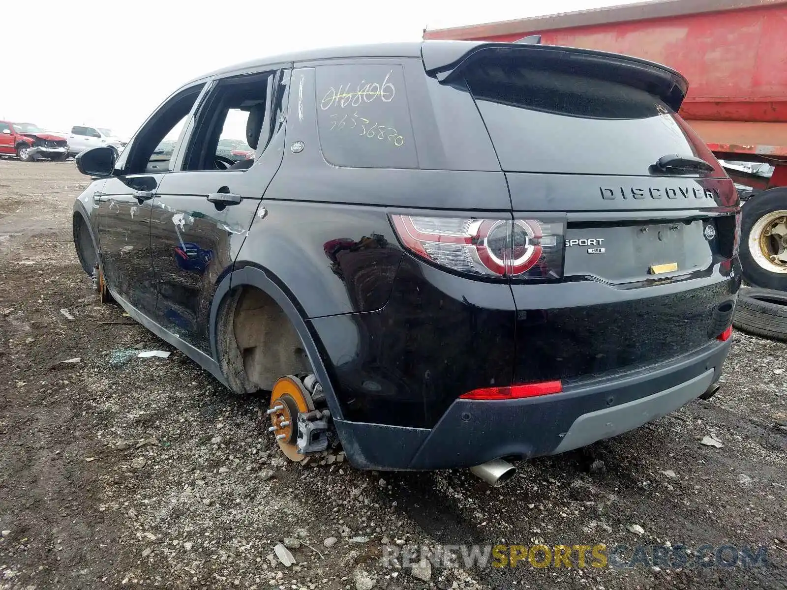 3 Photograph of a damaged car SALCR2FX7KH807776 LAND ROVER DISCOVERY 2019