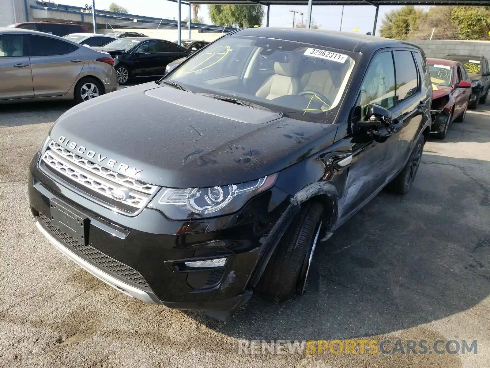 2 Photograph of a damaged car SALCR2FX7KH810869 LAND ROVER DISCOVERY 2019