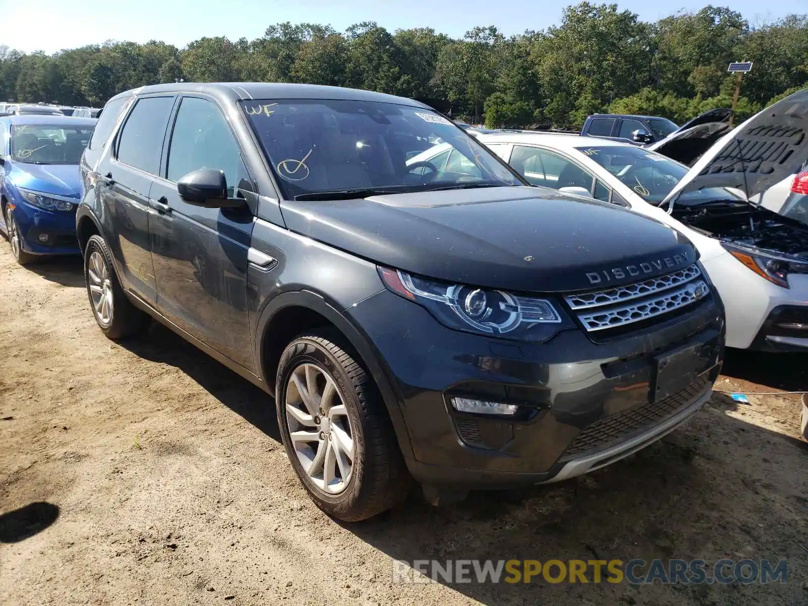 1 Photograph of a damaged car SALCR2FX7KH813691 LAND ROVER DISCOVERY 2019