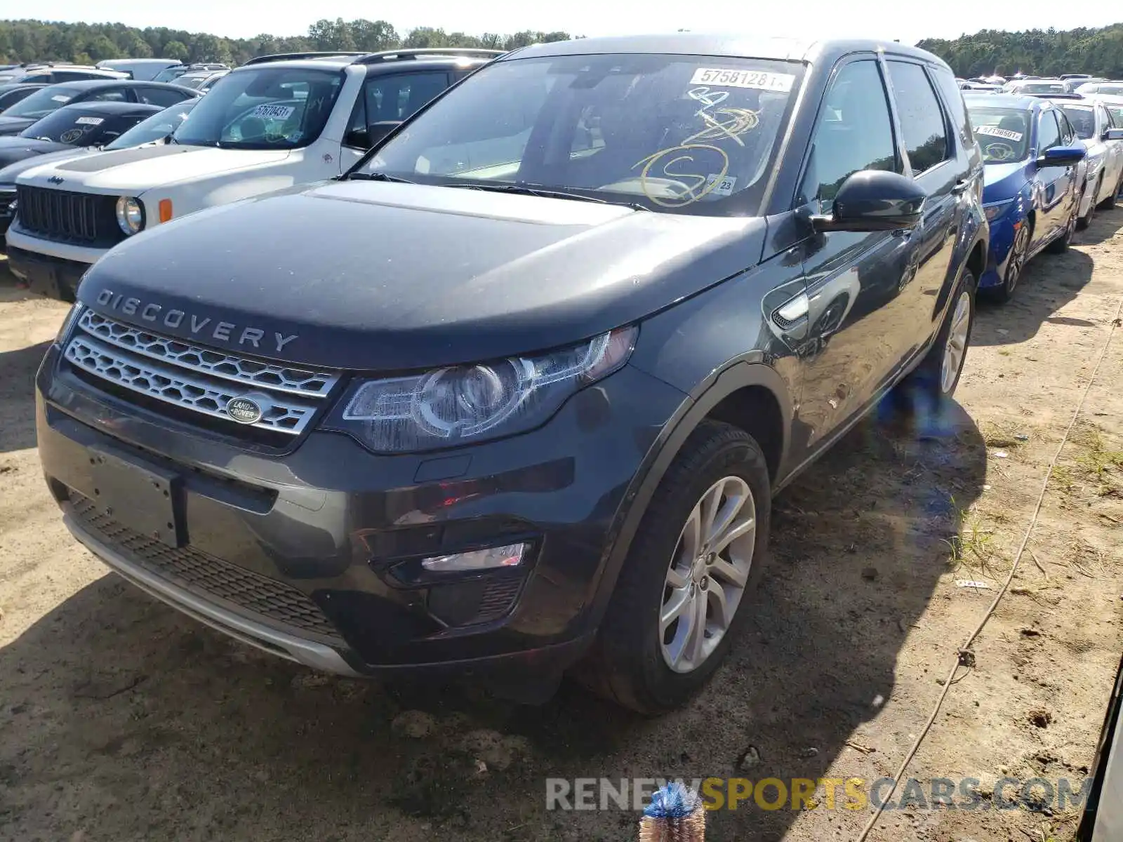 2 Фотография поврежденного автомобиля SALCR2FX7KH813691 LAND ROVER DISCOVERY 2019