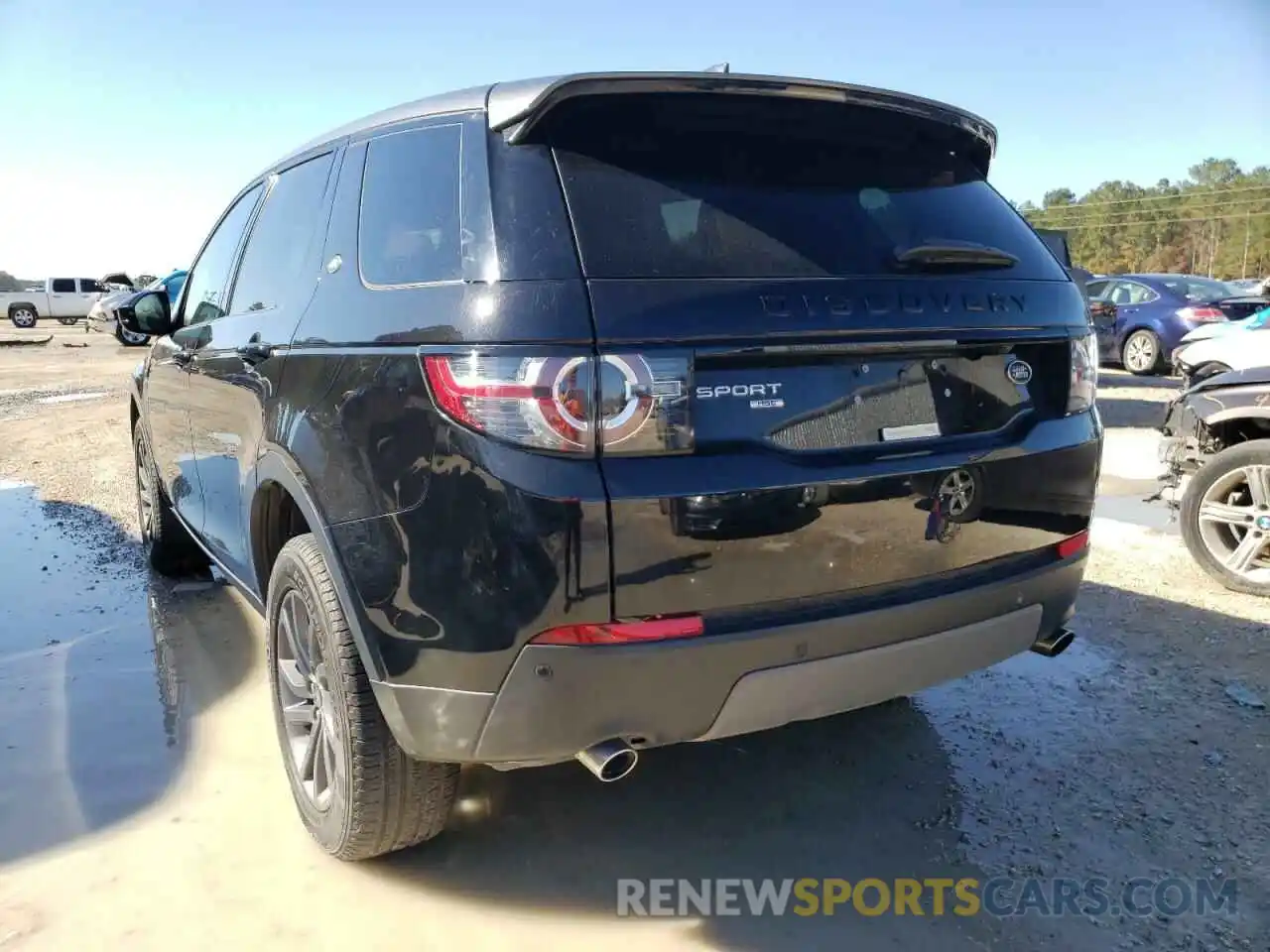 3 Photograph of a damaged car SALCR2FX7KH828885 LAND ROVER DISCOVERY 2019