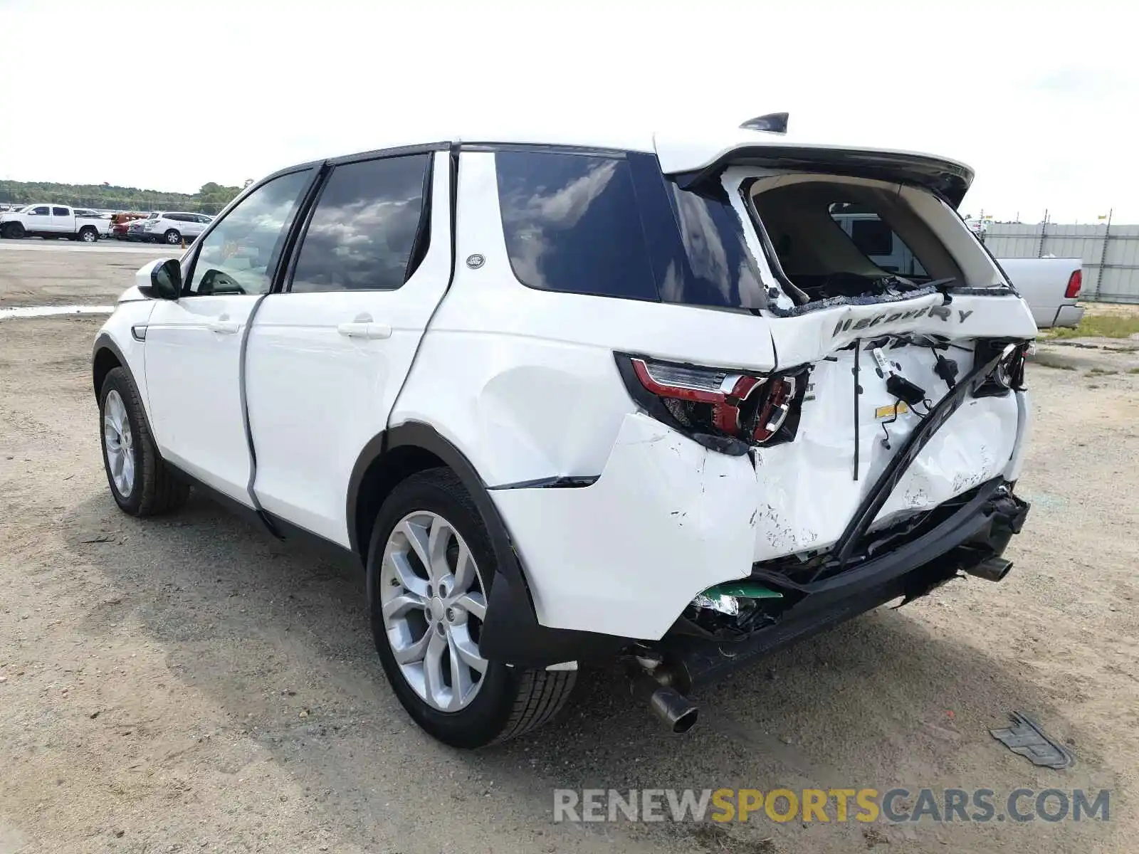 3 Photograph of a damaged car SALCR2FX8KH786131 LAND ROVER DISCOVERY 2019