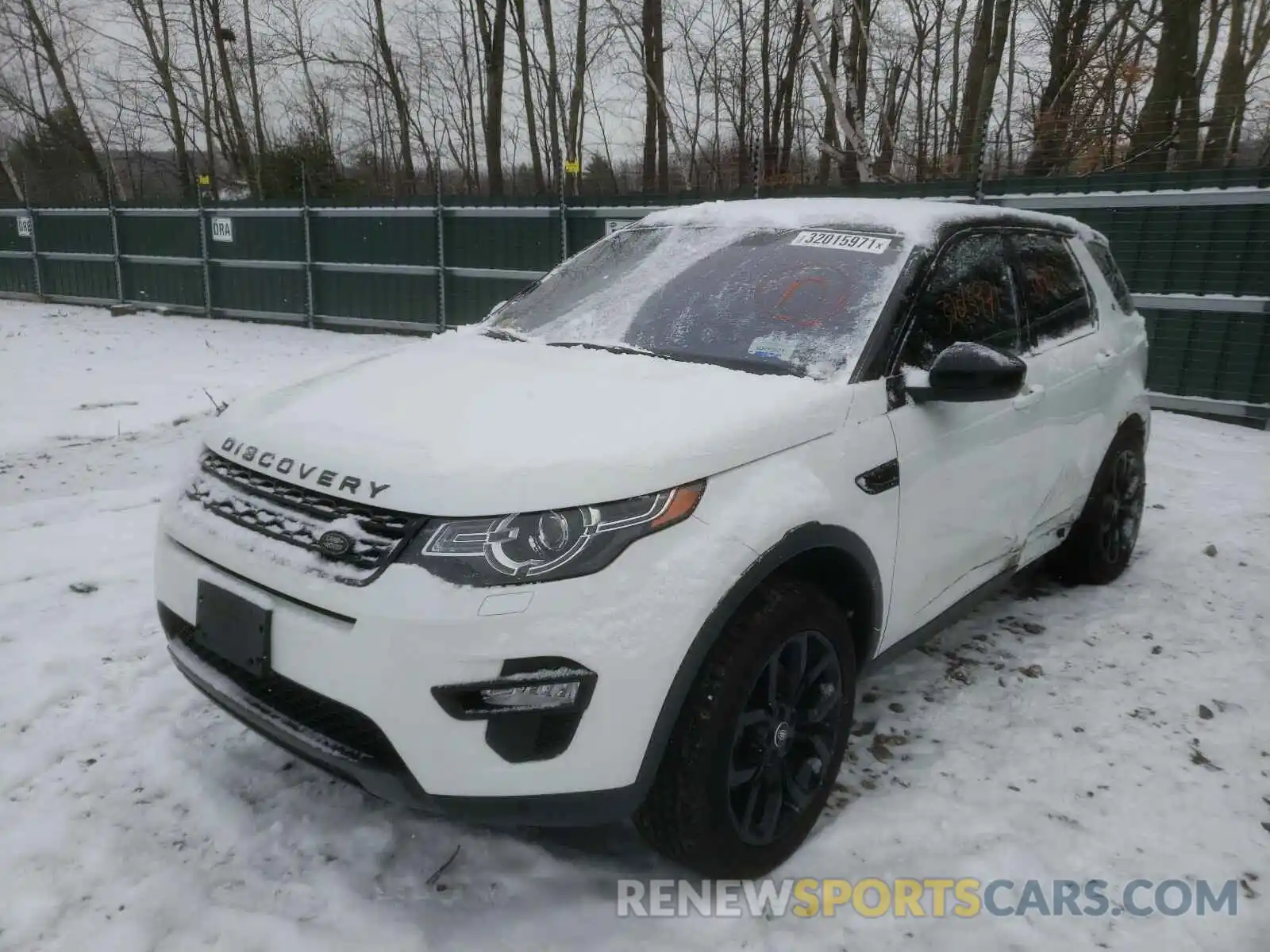 2 Photograph of a damaged car SALCR2FX8KH799221 LAND ROVER DISCOVERY 2019