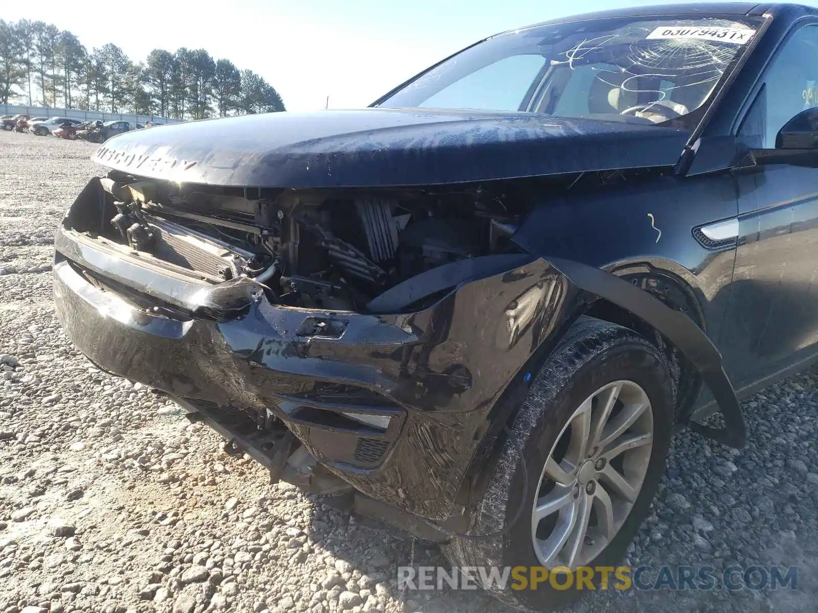 9 Photograph of a damaged car SALCR2FX8KH801176 LAND ROVER DISCOVERY 2019