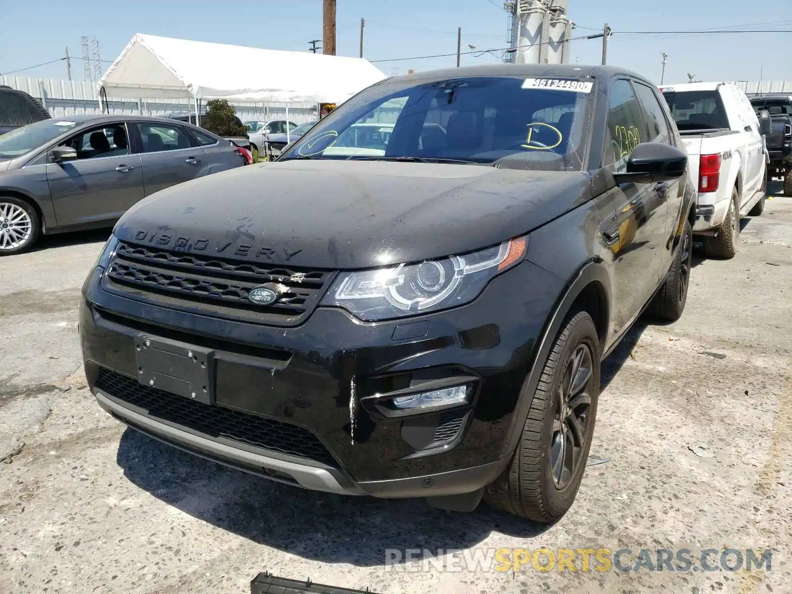 2 Photograph of a damaged car SALCR2FX8KH811562 LAND ROVER DISCOVERY 2019