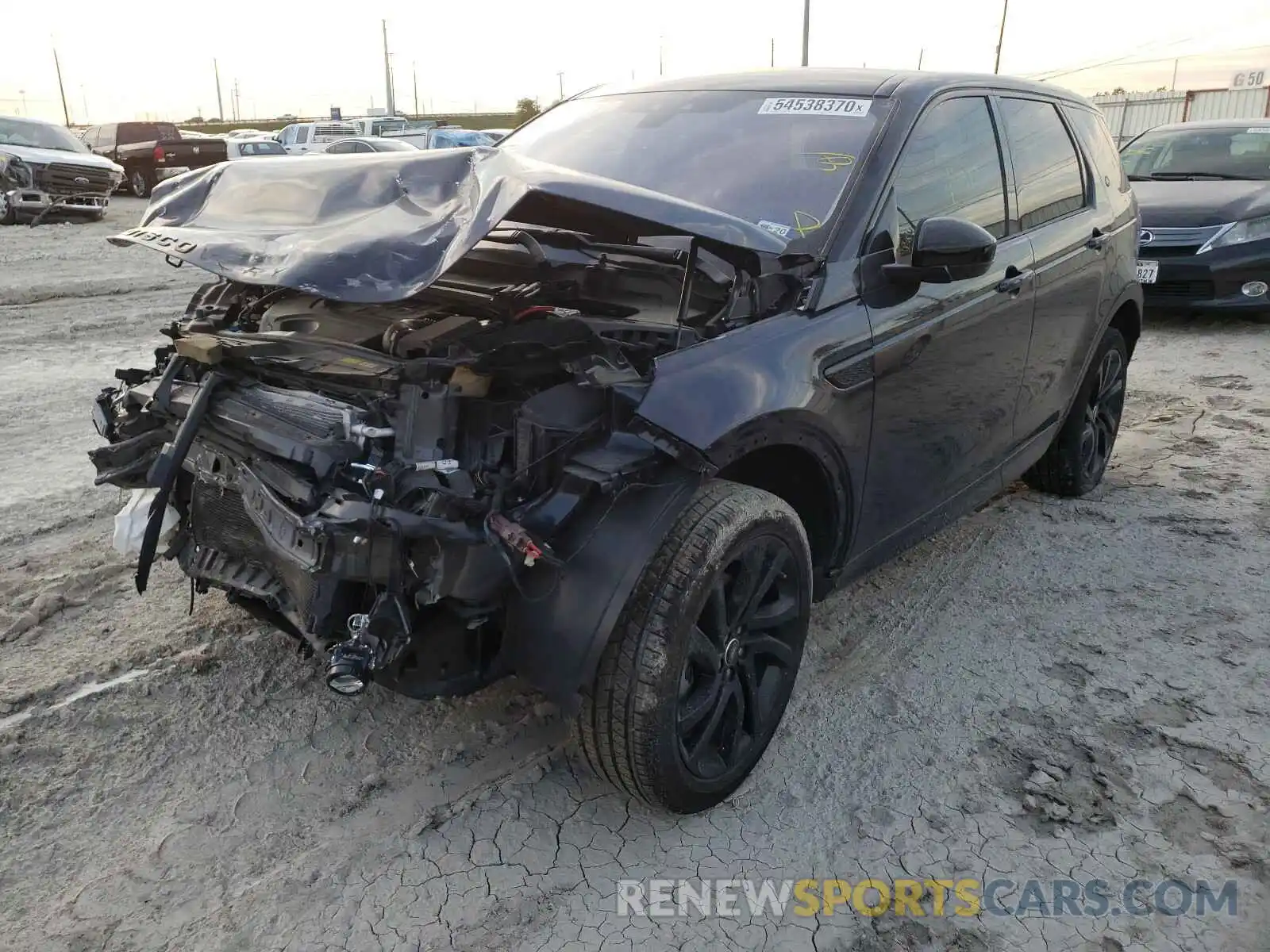 2 Photograph of a damaged car SALCR2FX8KH818396 LAND ROVER DISCOVERY 2019