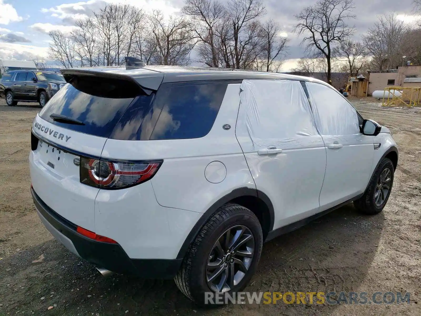 9 Photograph of a damaged car SALCR2FX8KH820066 LAND ROVER DISCOVERY 2019