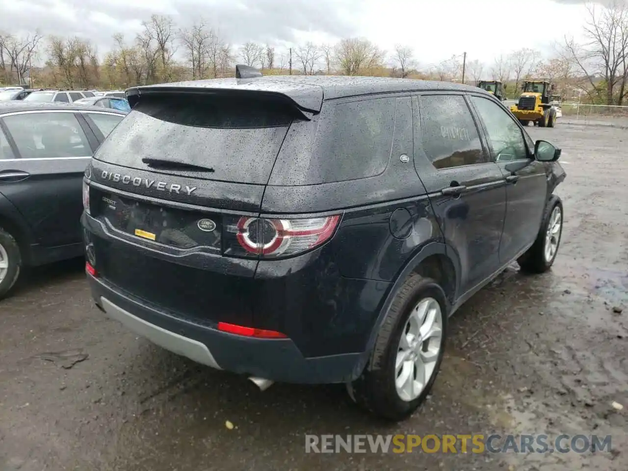 4 Photograph of a damaged car SALCR2FX9KH793217 LAND ROVER DISCOVERY 2019