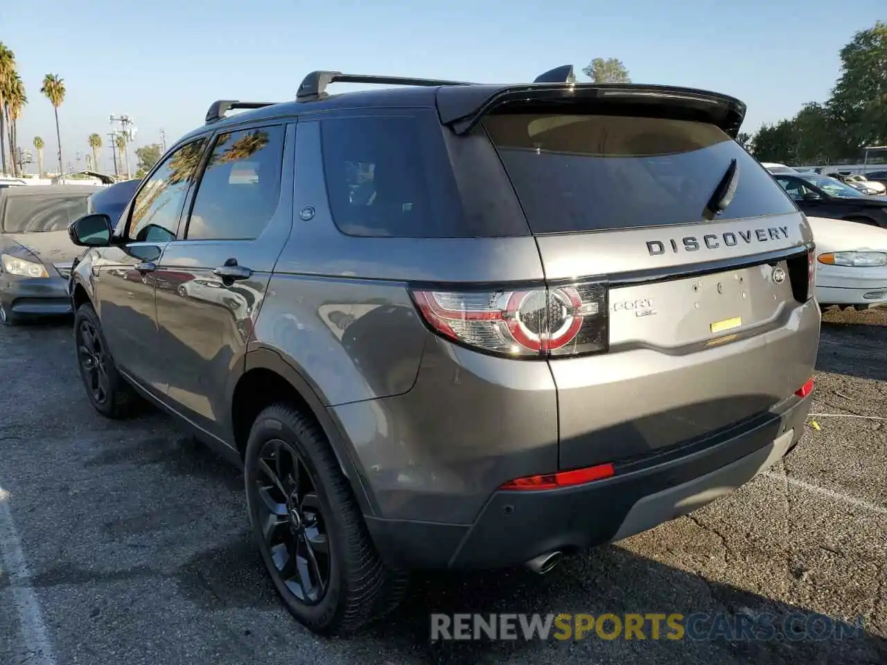 3 Photograph of a damaged car SALCR2FX9KH826930 LAND ROVER DISCOVERY 2019