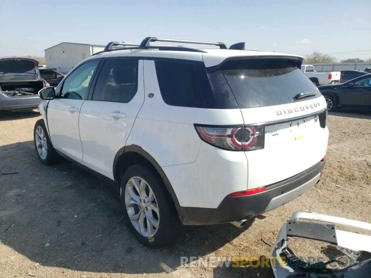 3 Photograph of a damaged car SALCR2FX9KH828600 LAND ROVER DISCOVERY 2019