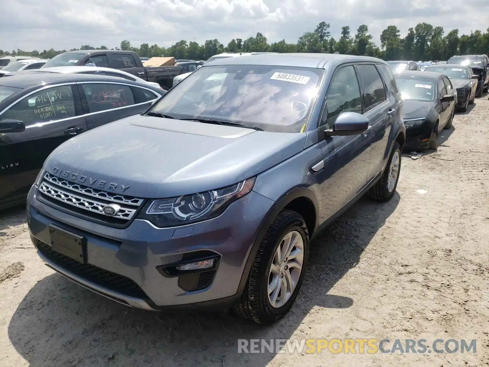 2 Photograph of a damaged car SALCR2FXXKH785174 LAND ROVER DISCOVERY 2019