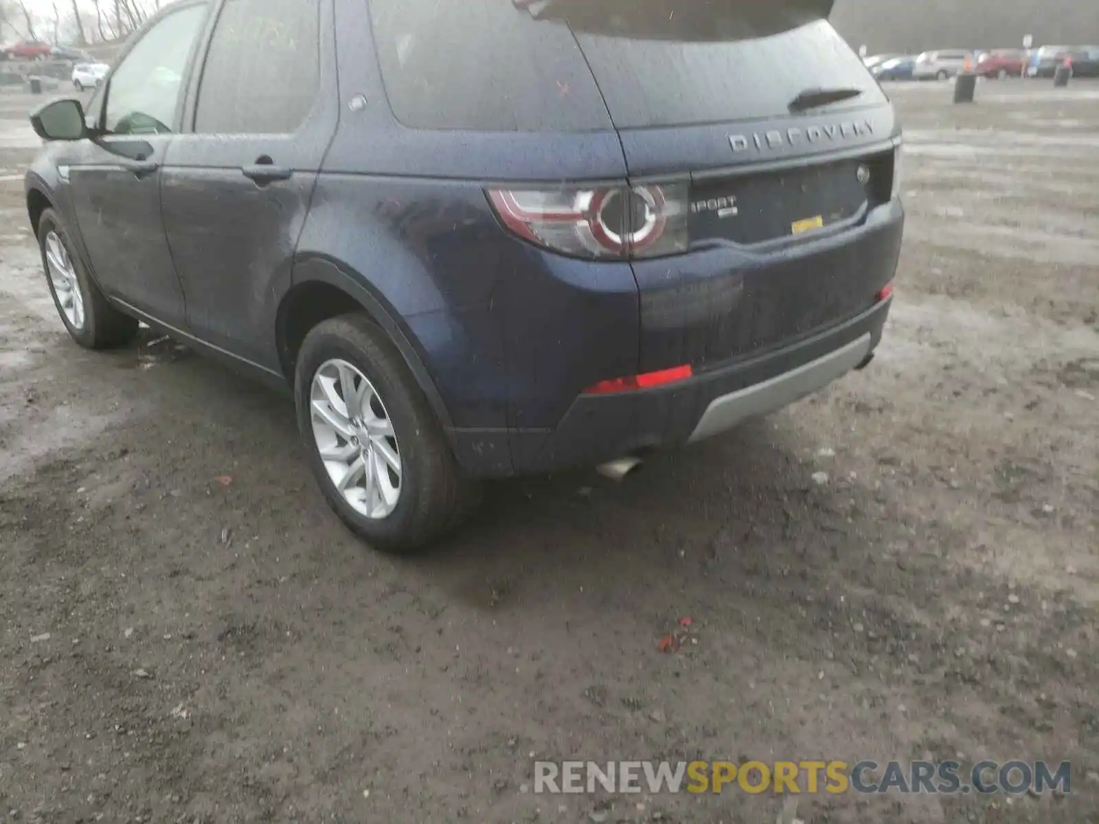 3 Photograph of a damaged car SALCR2FXXKH787636 LAND ROVER DISCOVERY 2019