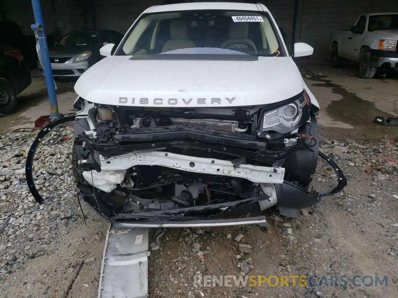 9 Photograph of a damaged car SALCR2FXXKH793016 LAND ROVER DISCOVERY 2019