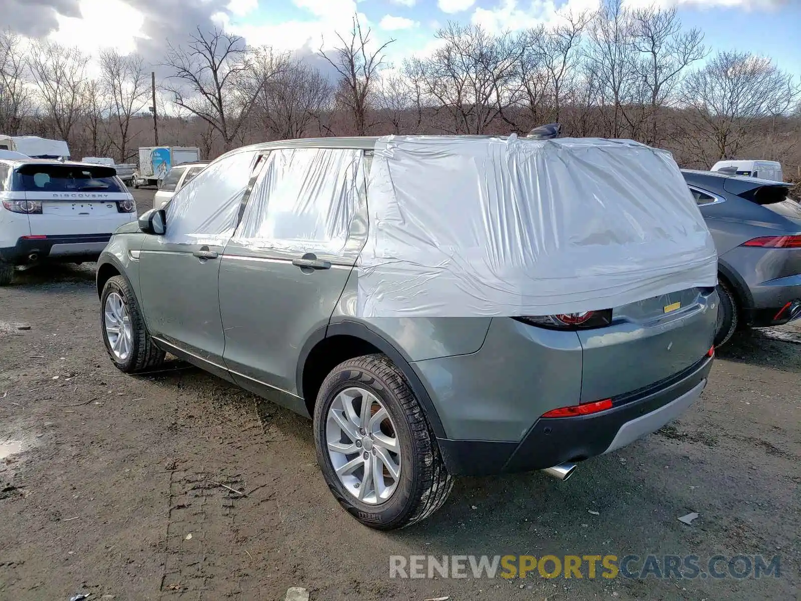 9 Photograph of a damaged car SALCR2FXXKH813894 LAND ROVER DISCOVERY 2019