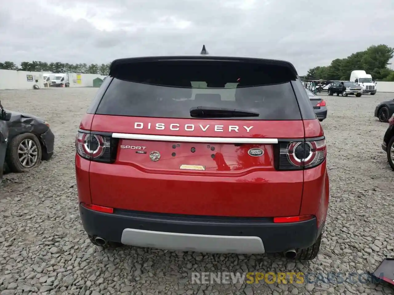 9 Photograph of a damaged car SALCT2FX5KH808314 LAND ROVER DISCOVERY 2019