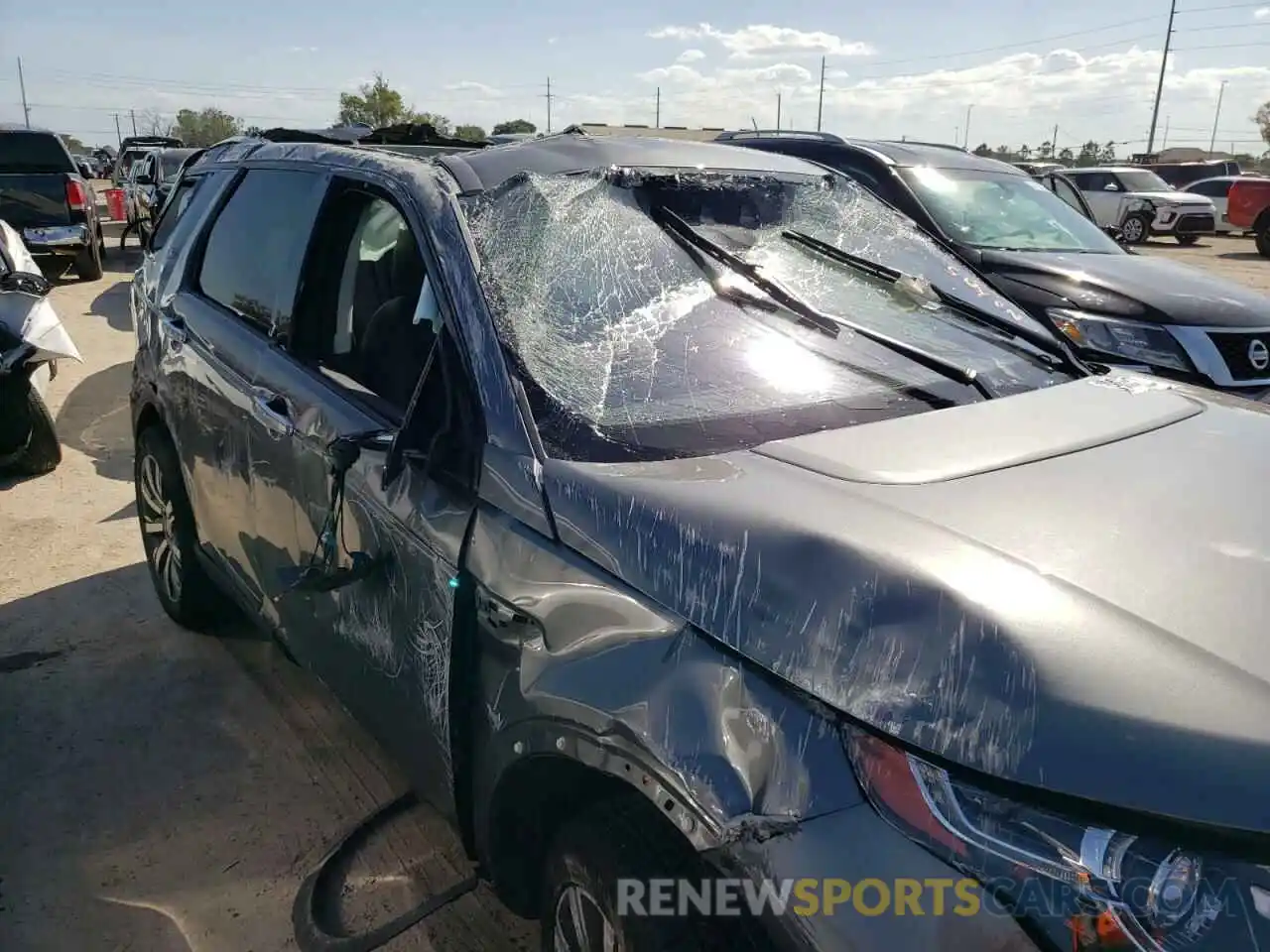 9 Photograph of a damaged car SALCT2FX7KH788938 LAND ROVER DISCOVERY 2019