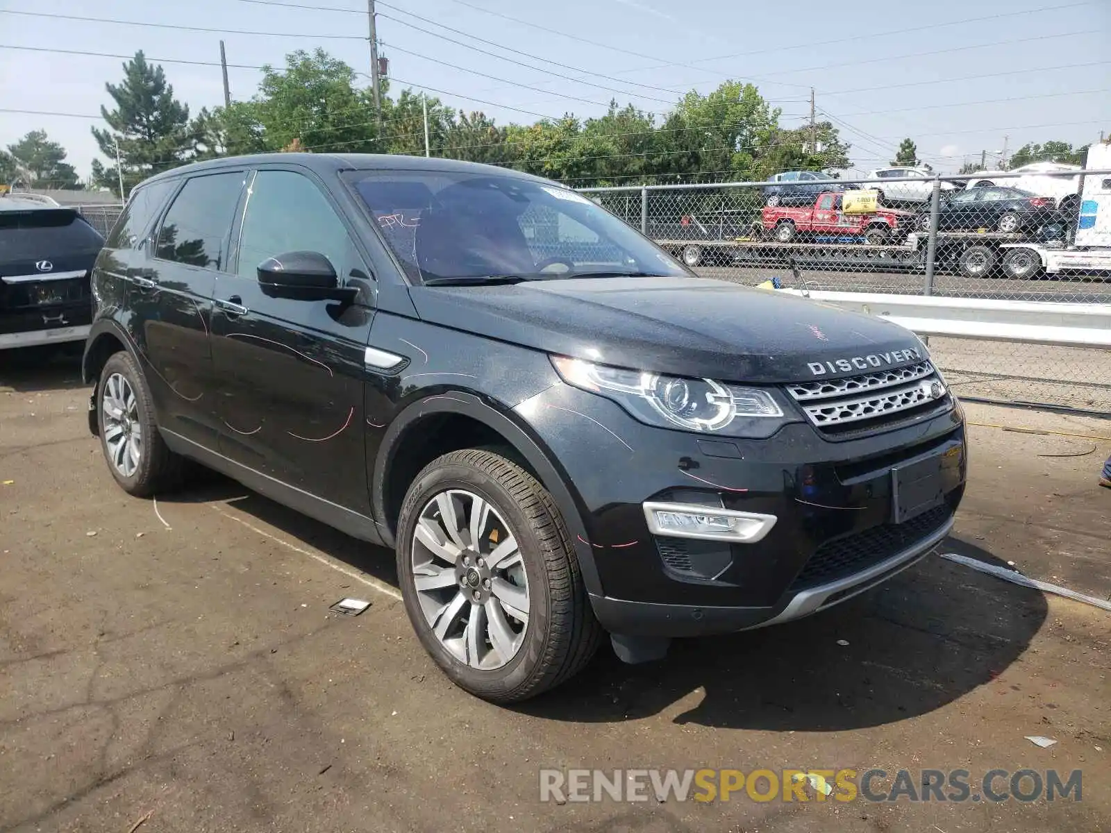 1 Photograph of a damaged car SALCT2FX8KH800420 LAND ROVER DISCOVERY 2019