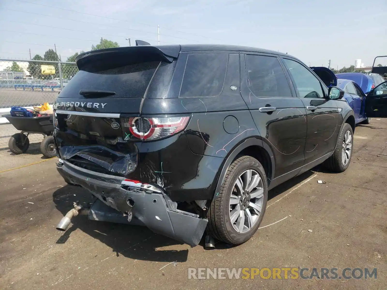 4 Фотография поврежденного автомобиля SALCT2FX8KH800420 LAND ROVER DISCOVERY 2019