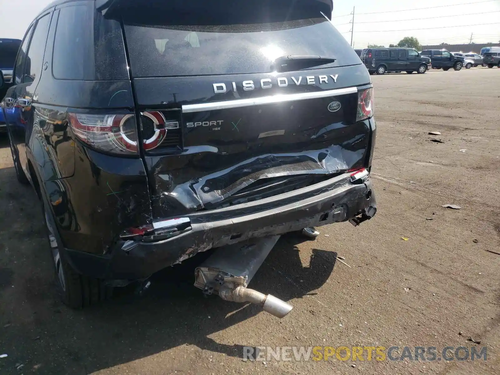 9 Photograph of a damaged car SALCT2FX8KH800420 LAND ROVER DISCOVERY 2019