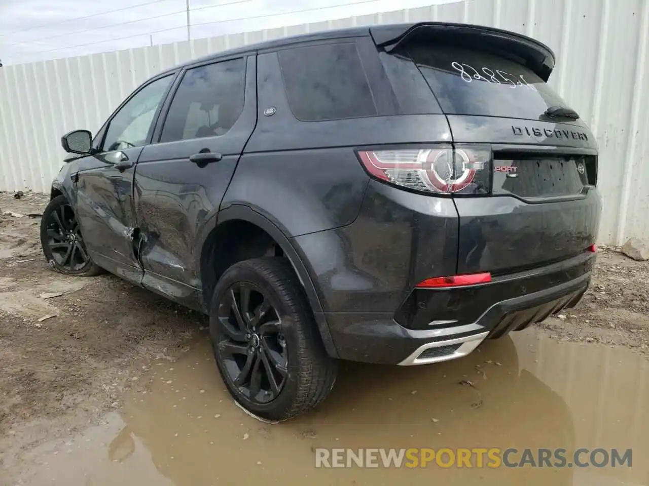 3 Photograph of a damaged car SALCT2GX1KH828526 LAND ROVER DISCOVERY 2019