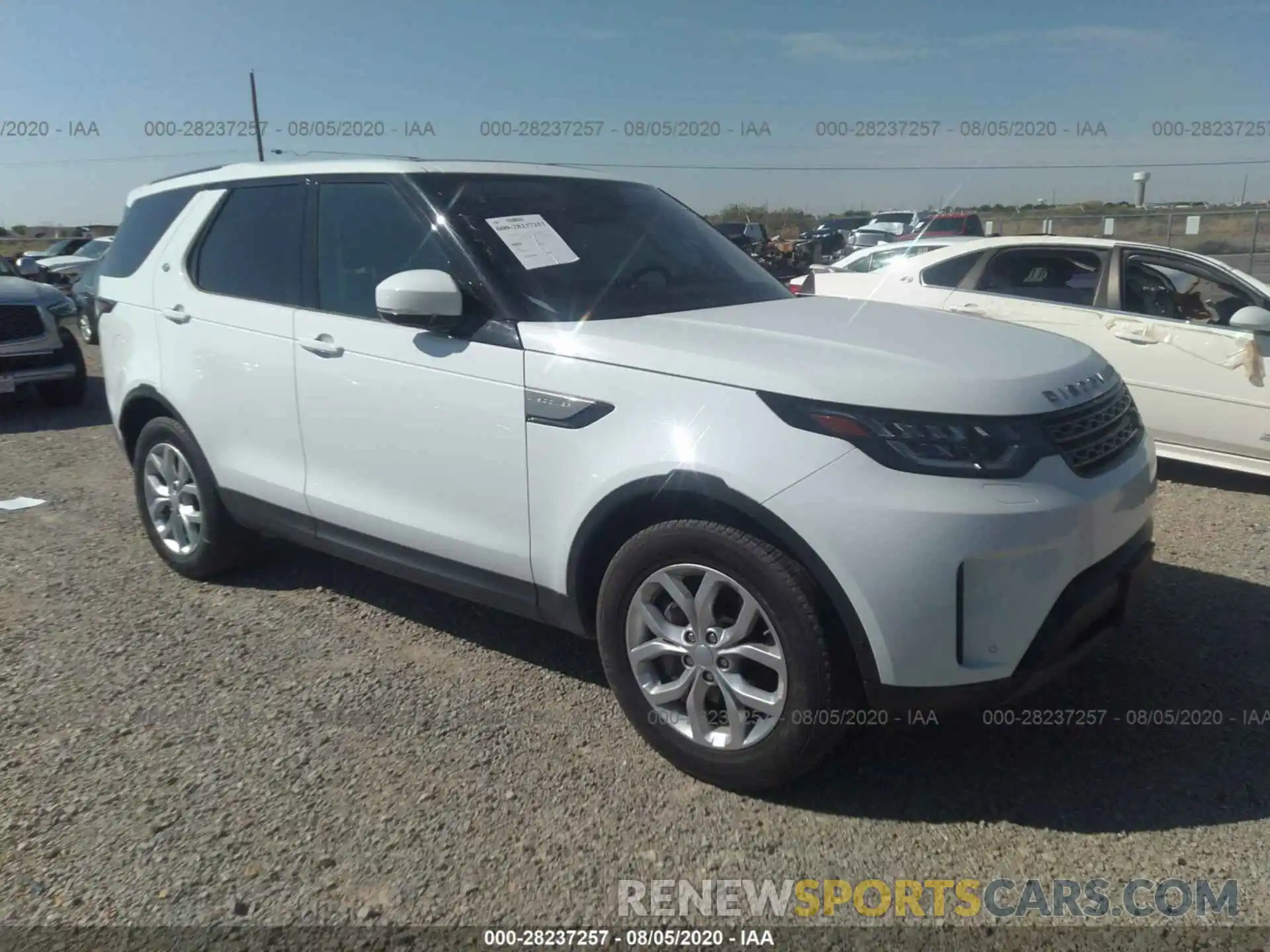 1 Фотография поврежденного автомобиля SALRG2RV0KA094268 LAND ROVER DISCOVERY 2019