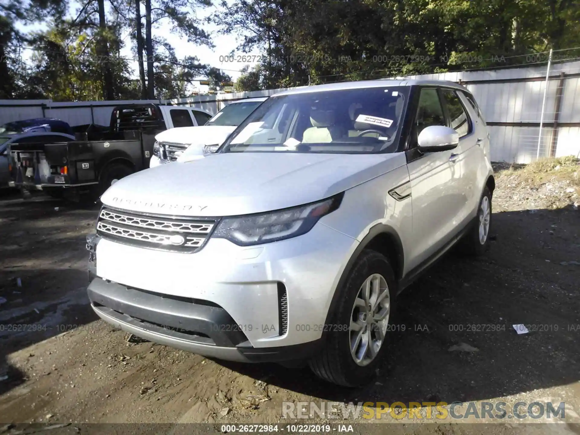 2 Фотография поврежденного автомобиля SALRG2RV0KA095470 LAND ROVER DISCOVERY 2019