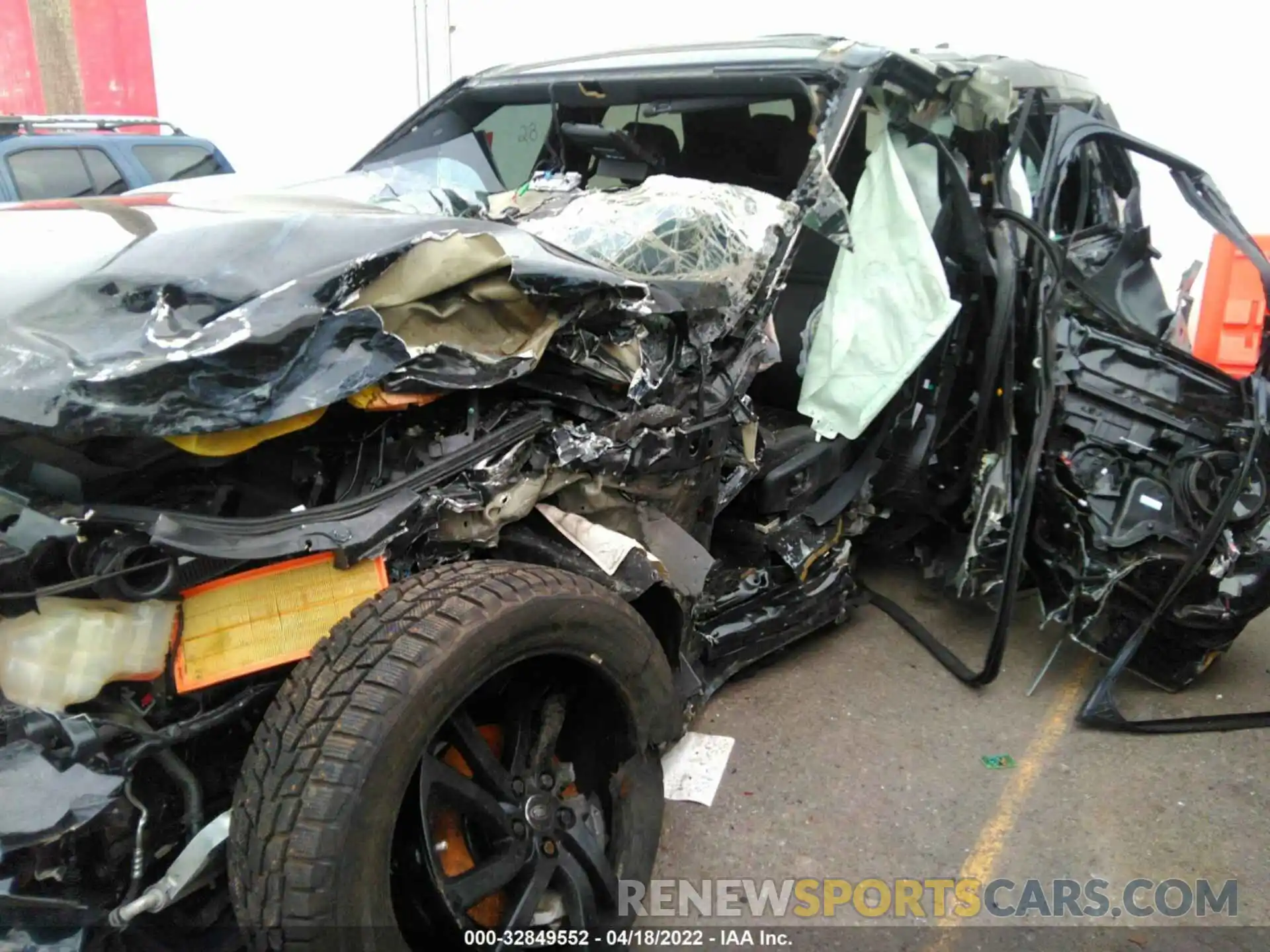 6 Photograph of a damaged car SALRG2RV1K2400453 LAND ROVER DISCOVERY 2019