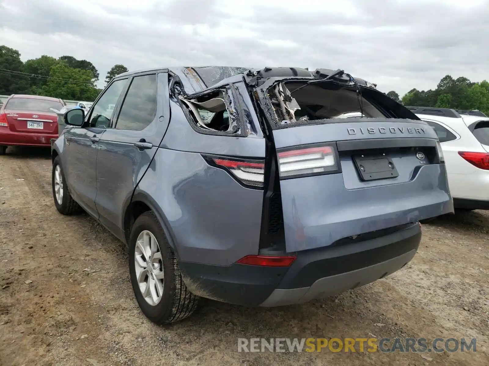 3 Photograph of a damaged car SALRG2RV2K2401840 LAND ROVER DISCOVERY 2019