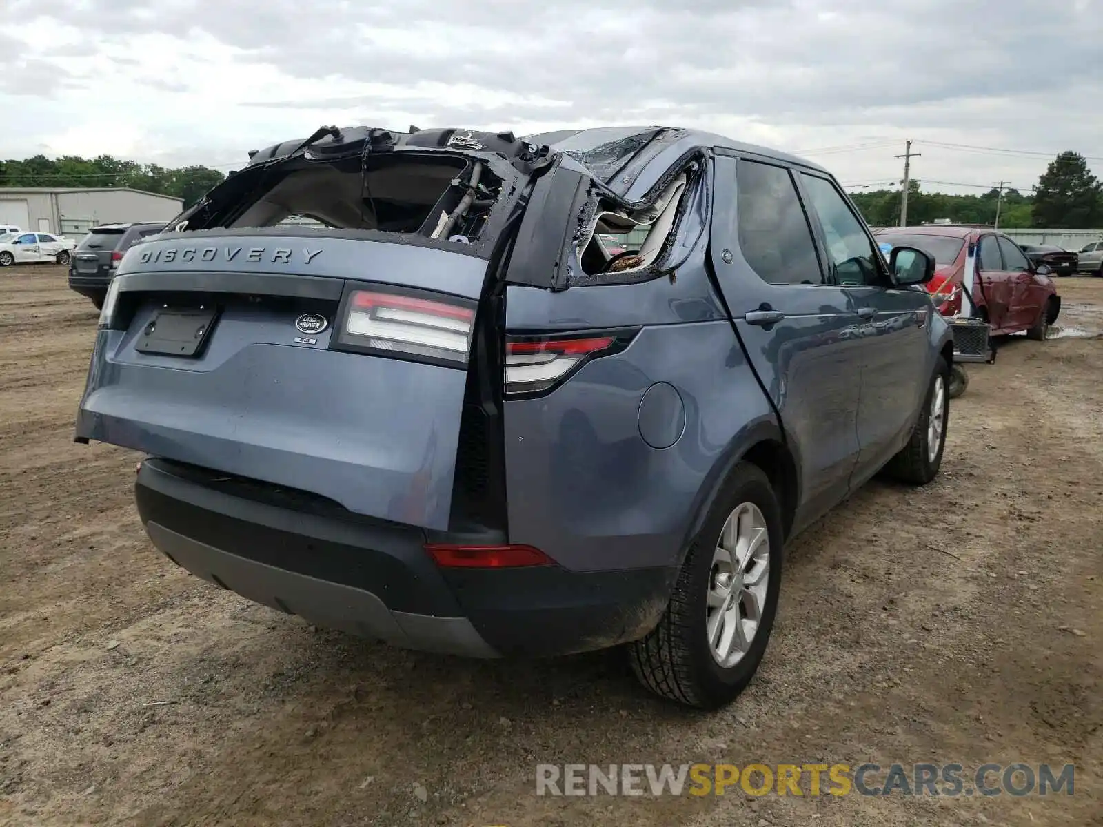 4 Photograph of a damaged car SALRG2RV2K2401840 LAND ROVER DISCOVERY 2019