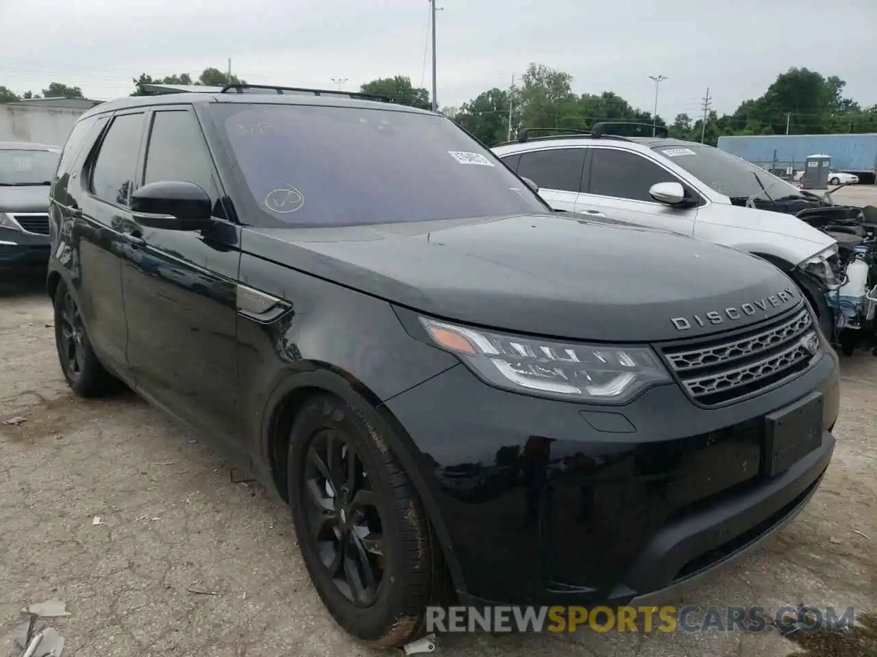 1 Фотография поврежденного автомобиля SALRG2RV2KA082820 LAND ROVER DISCOVERY 2019