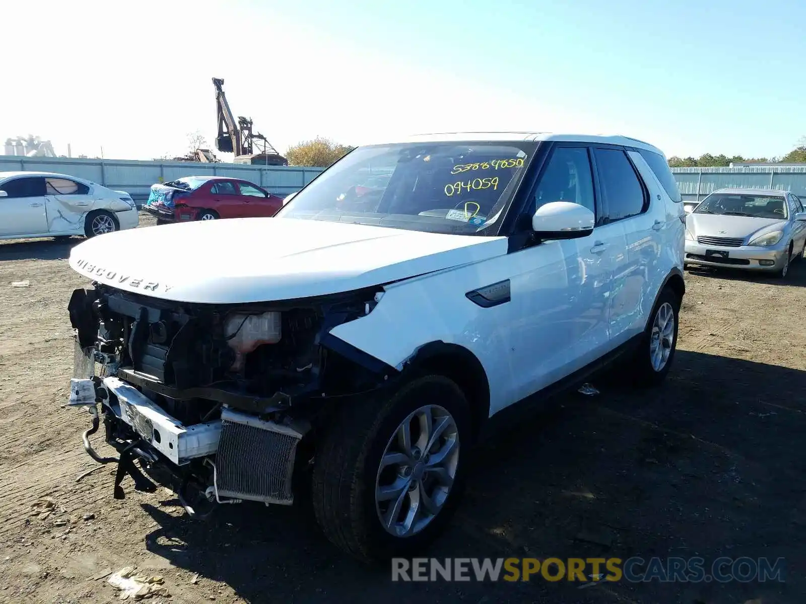 2 Photograph of a damaged car SALRG2RV2KA094059 LAND ROVER DISCOVERY 2019