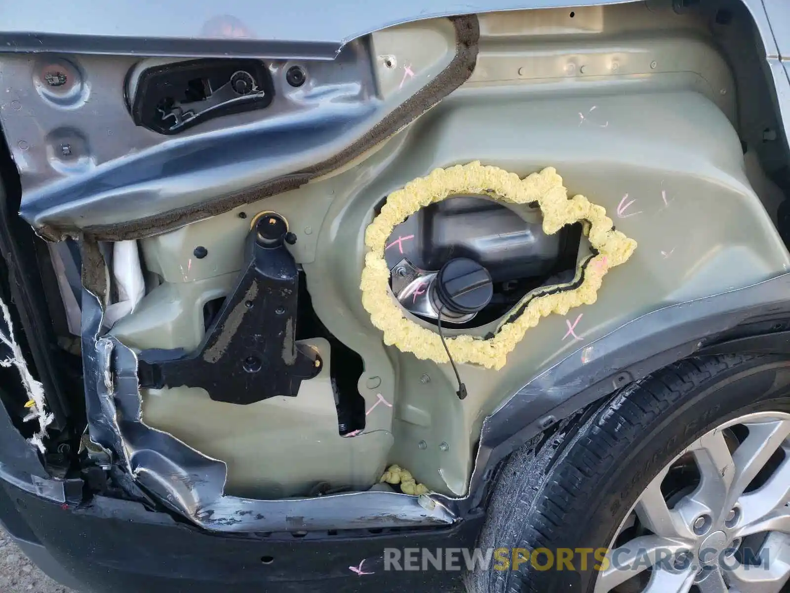 9 Photograph of a damaged car SALRG2RV3KA095477 LAND ROVER DISCOVERY 2019