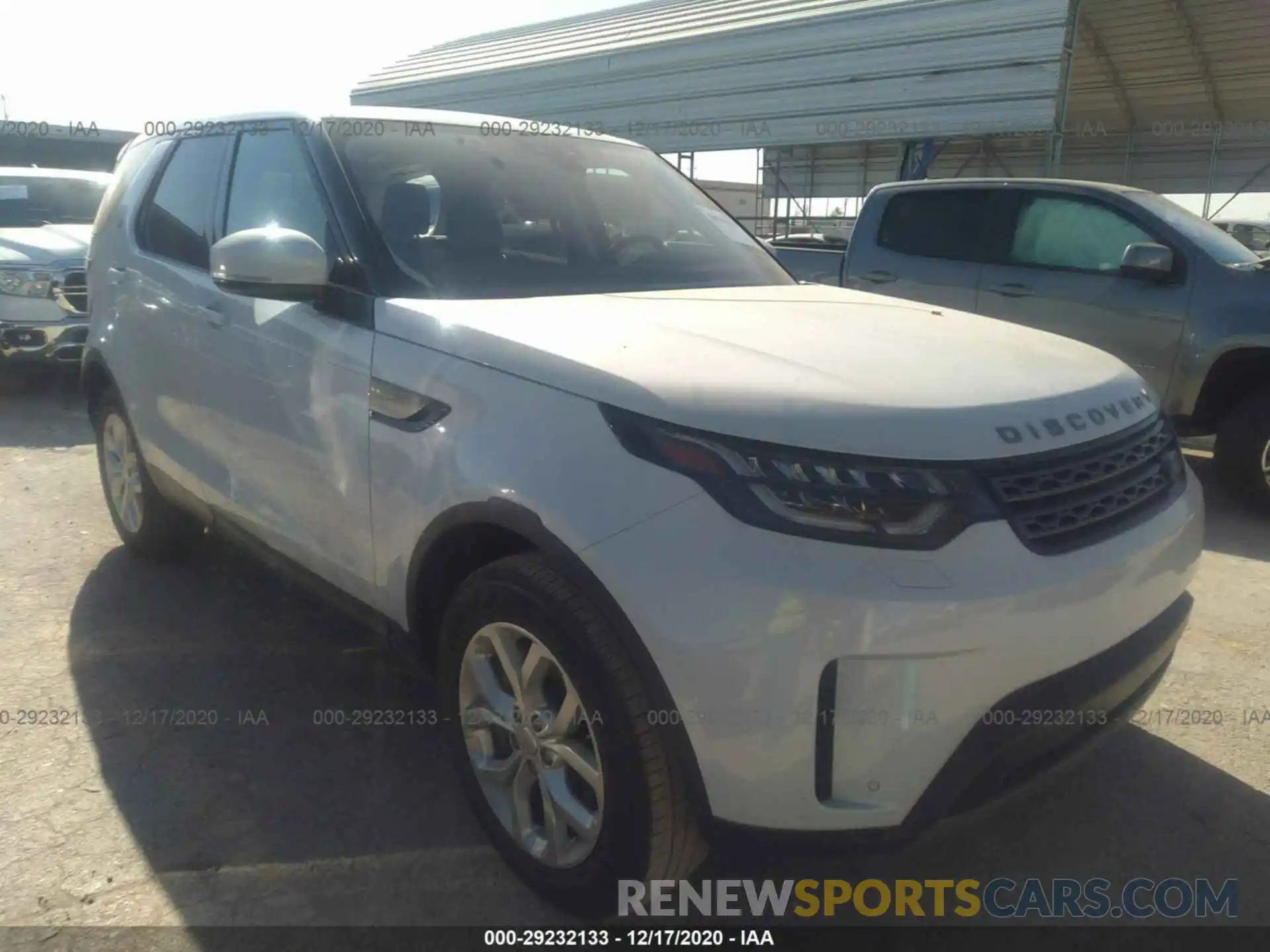 1 Photograph of a damaged car SALRG2RV4K2400706 LAND ROVER DISCOVERY 2019