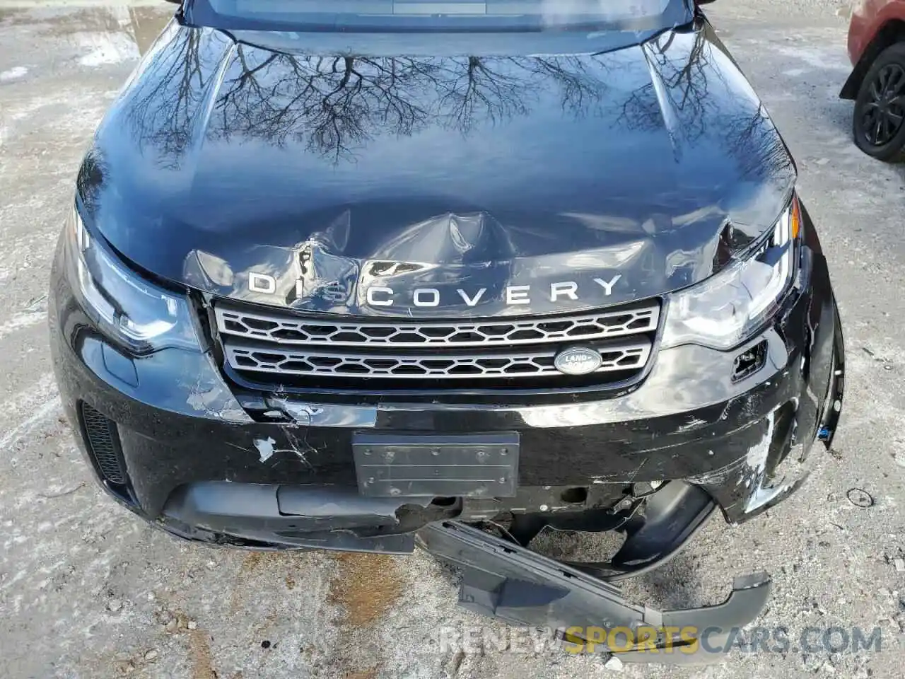 11 Photograph of a damaged car SALRG2RV4KA080633 LAND ROVER DISCOVERY 2019