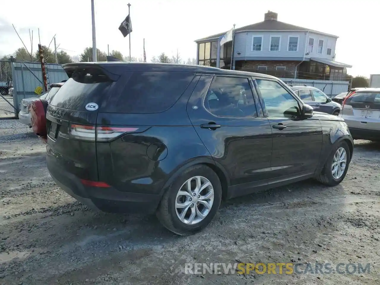 3 Photograph of a damaged car SALRG2RV4KA080633 LAND ROVER DISCOVERY 2019