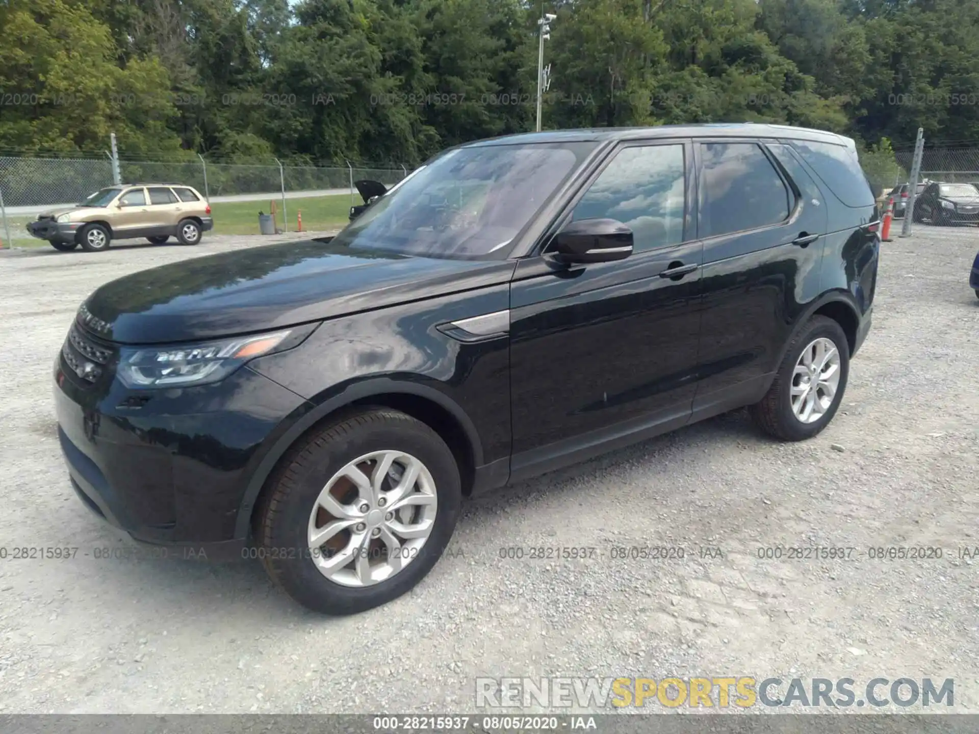 2 Photograph of a damaged car SALRG2RV5K2400827 LAND ROVER DISCOVERY 2019