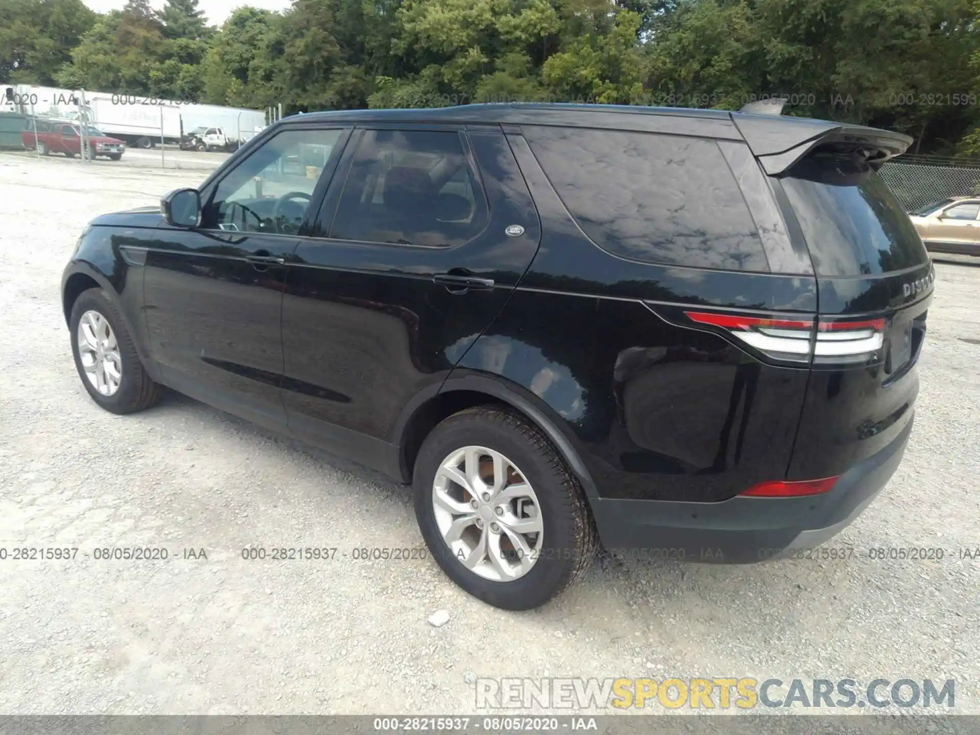 3 Photograph of a damaged car SALRG2RV5K2400827 LAND ROVER DISCOVERY 2019