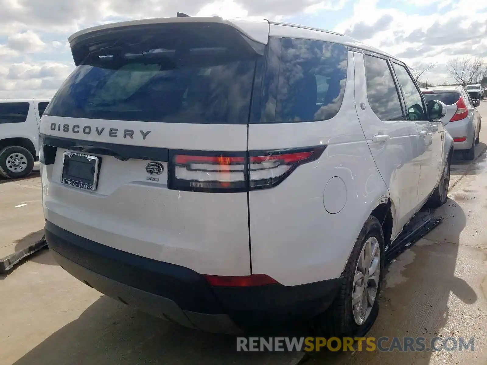 4 Фотография поврежденного автомобиля SALRG2RV5KA094797 LAND ROVER DISCOVERY 2019