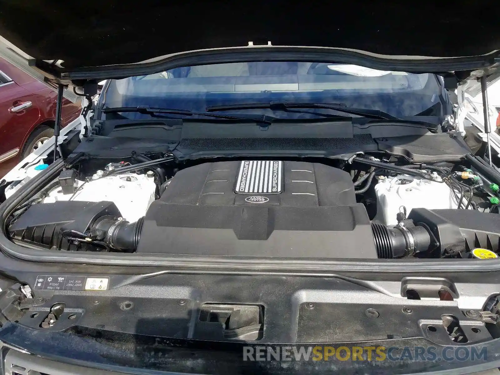 7 Photograph of a damaged car SALRG2RV5KA094797 LAND ROVER DISCOVERY 2019