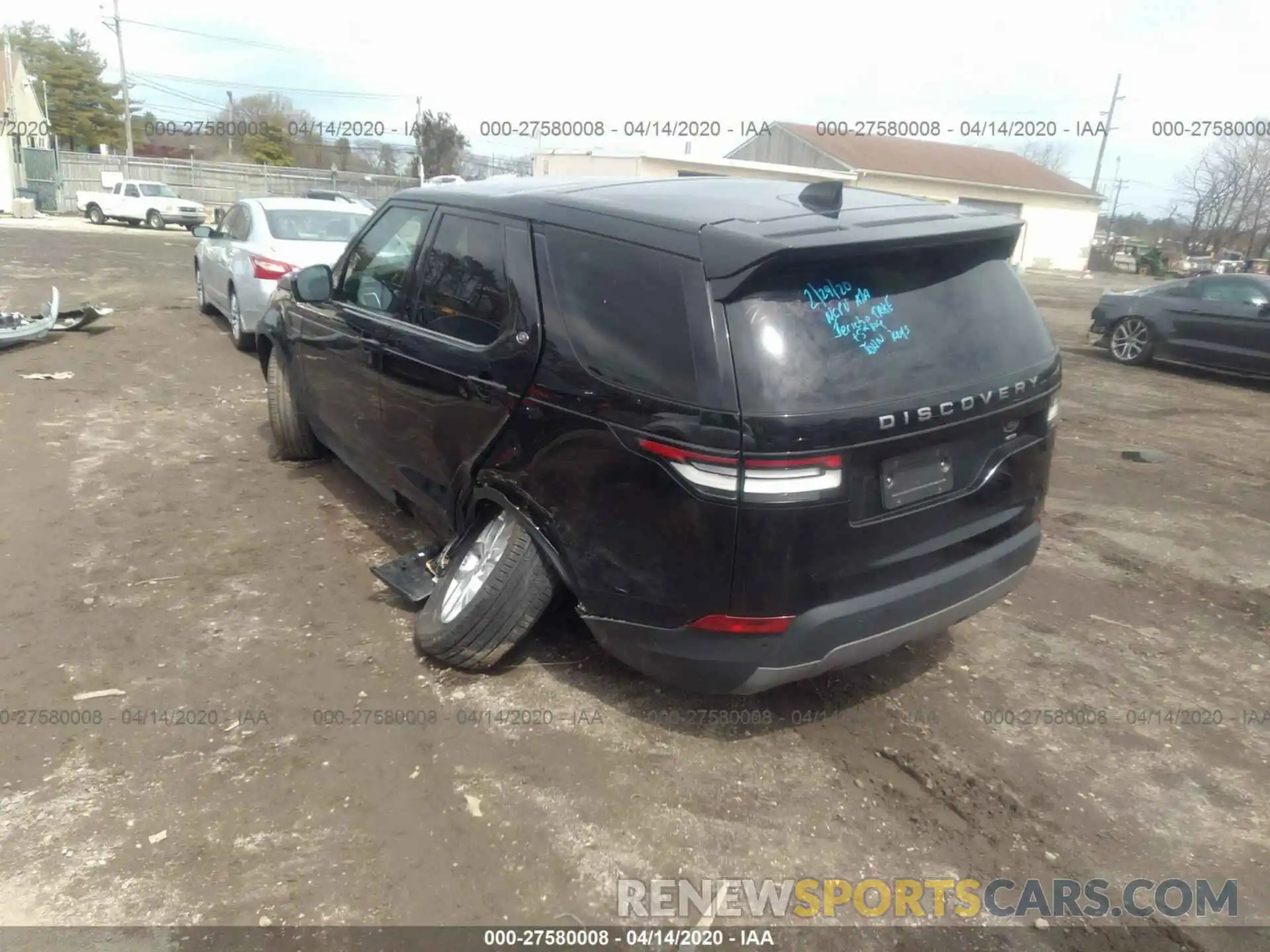 3 Фотография поврежденного автомобиля SALRG2RV6K2400836 LAND ROVER DISCOVERY 2019