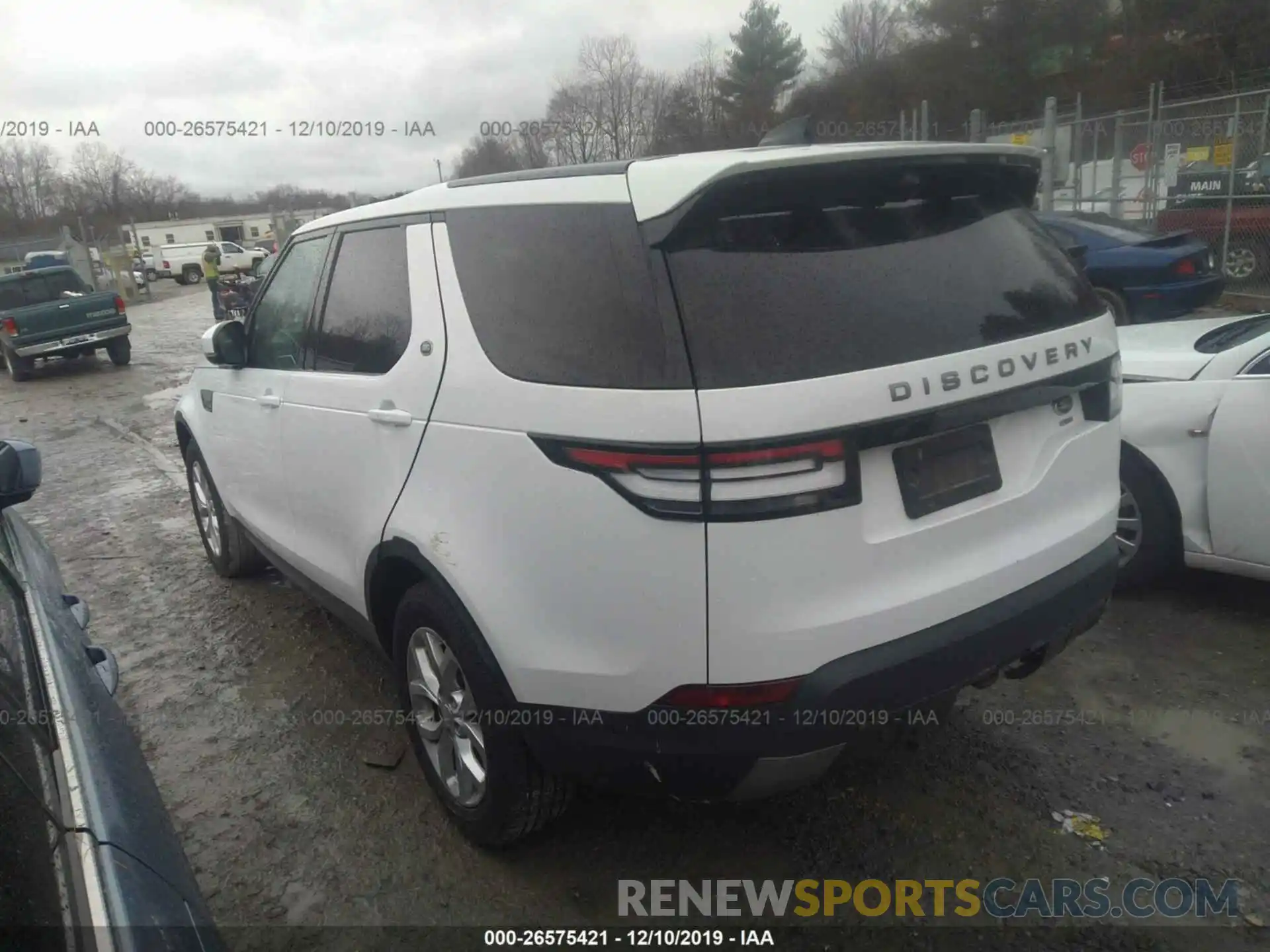 3 Photograph of a damaged car SALRG2RV6K2401503 LAND ROVER DISCOVERY 2019