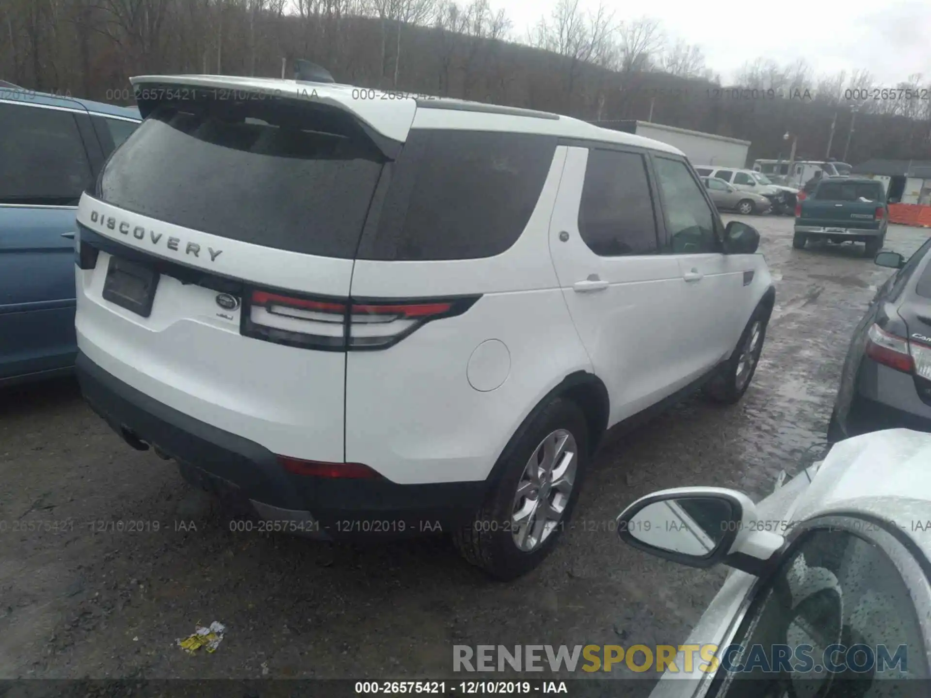 4 Фотография поврежденного автомобиля SALRG2RV6K2401503 LAND ROVER DISCOVERY 2019