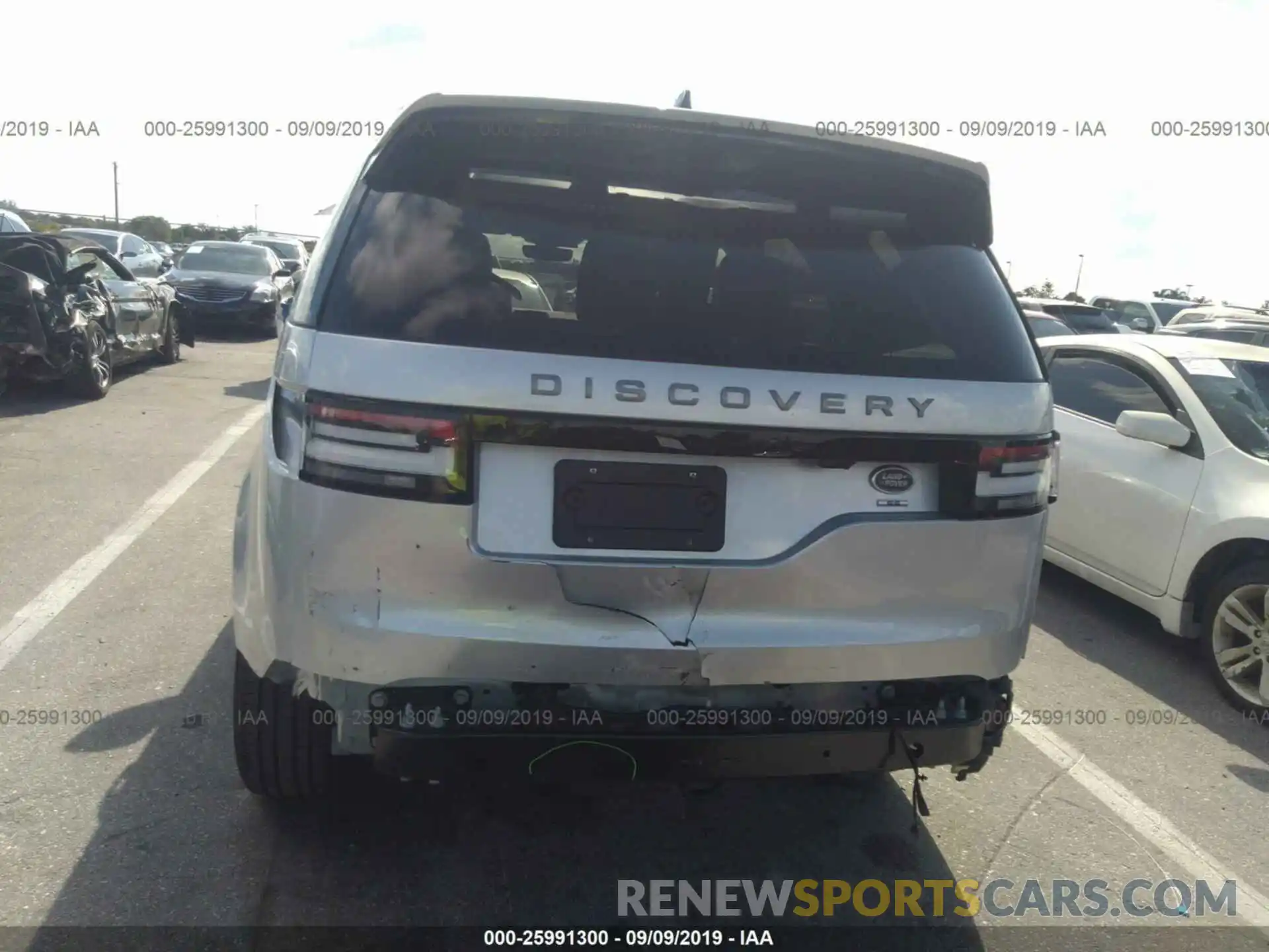 6 Фотография поврежденного автомобиля SALRG2RV6K2401811 LAND ROVER DISCOVERY 2019